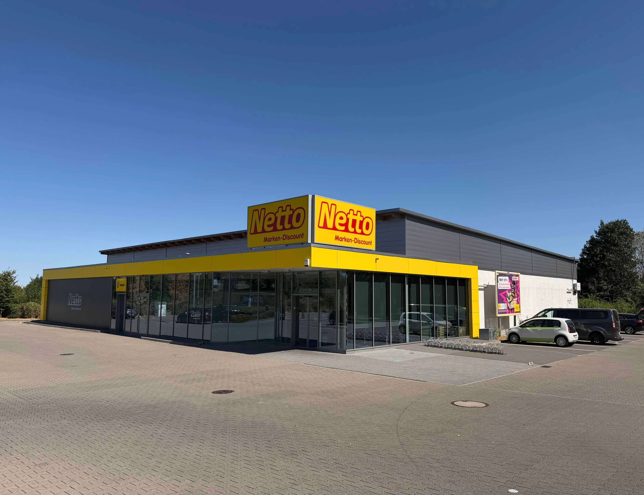Netto und Burger King Baunatal Bild 1