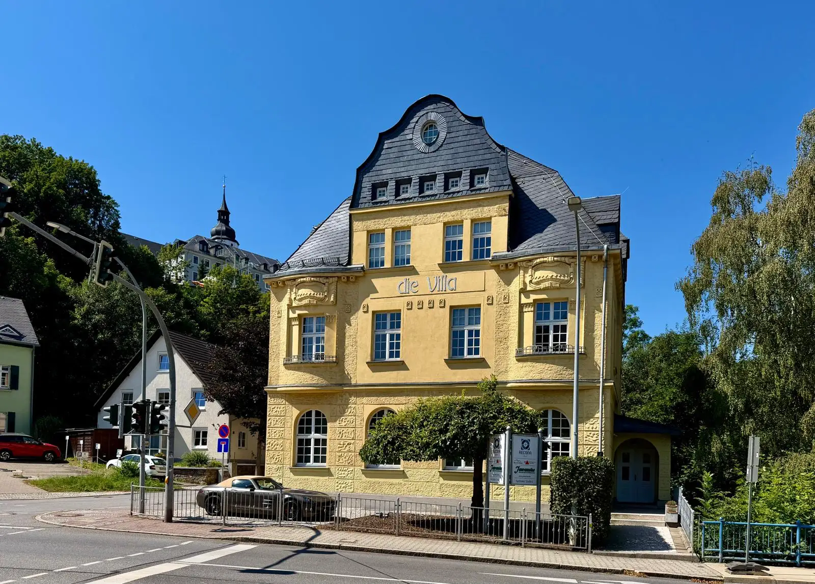 Bürogebäude